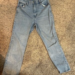 Abercrombies size 8 straight leg